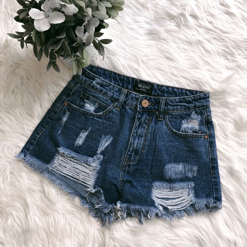 Iris high rise Jean shorts size small
